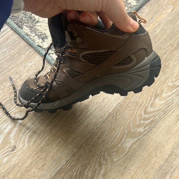Merrell Kids Moab 2 Brown Hiking Shoes - Picture 9 of 10